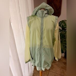 Jordan 23 Engineered Lightweight Hooded Windbreaker Jacket LG